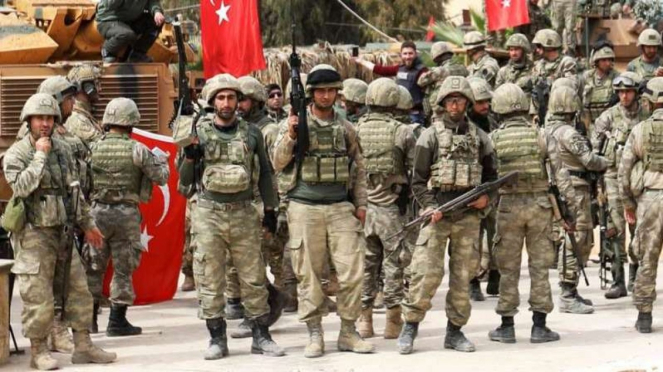 VIVA Militer: Personel militer Turki di Libya