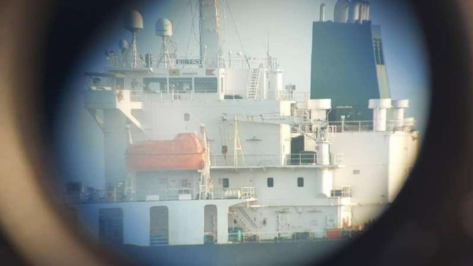 VIVA Militer: Kapal tanker minyak Iran dikawal militer Venezuela.