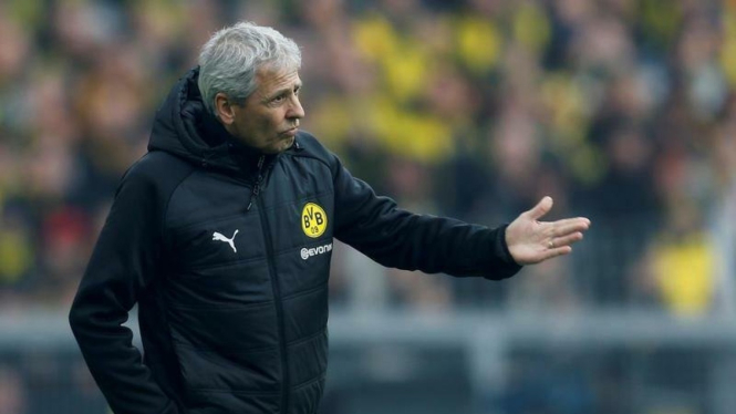 Pelatih Borussia Dortmund, Lucien Favre.