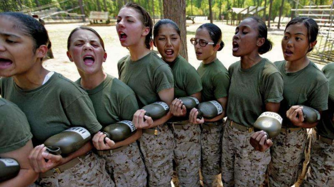 VIVA Militer: Siswi sekolah militer Amerika Serikat (AS)