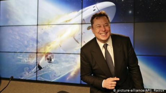 Bos SpaceX, Elon Musk (picture-alliance/AP/J. Raoux)