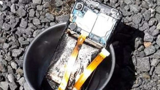 Samsung Galaxy A20e Meledak, Pemilik Curiga Masalah Pada Baterai