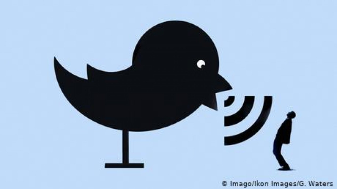 Twitter (Imago/Ikon Images/G. Waters)