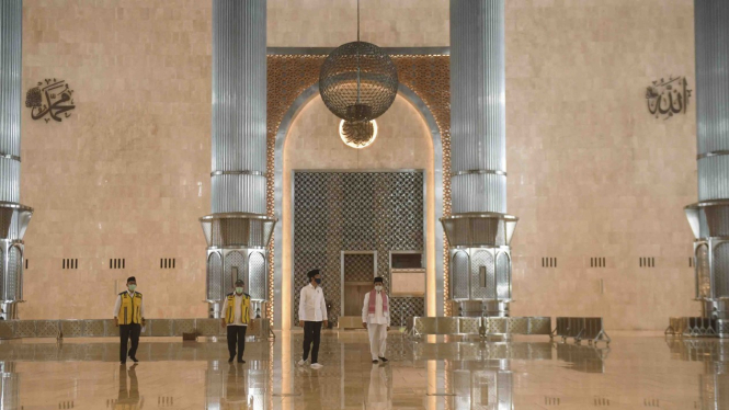 Presiden Jokowi Meninjau Perkembangan Renovasi Masjid Istiqlal