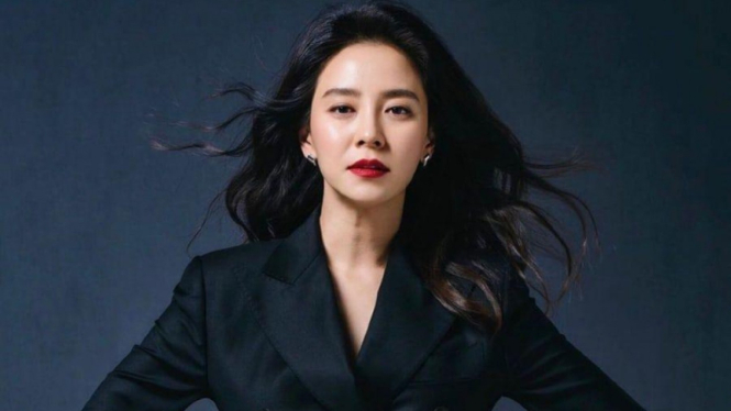 Song Ji Hyo.