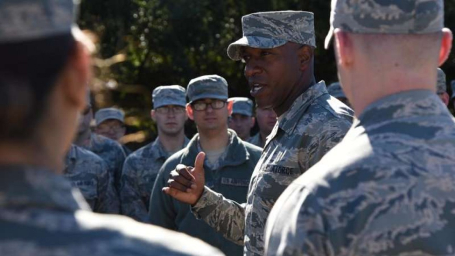 Sersan Kepala Kaleth O. Wright dari Angkatan Udara Amerika Serikat (AS)