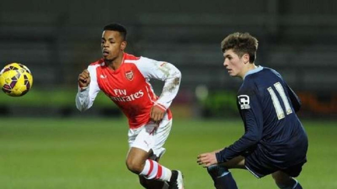 Mantan pemain Arsenal, Tyrell Robinson