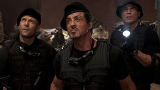 Sinopsis The Expendables, Misi Pasukan Tentara Bayaran CIA