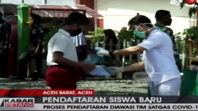 Pendaftaran siswa baru di Aceh