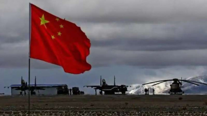 VIVA Militer: Jet tempur dan helikopter Tentara Pembebasan Rakyat China (PLA)