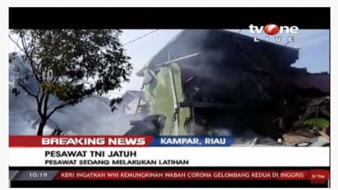 Breaking news pesawat TNI AU jatuh di Kampar, Riau.