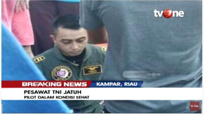 Lettu Pnb Apriyanto Ismail, pilot pesawat tempur Hawk 200.