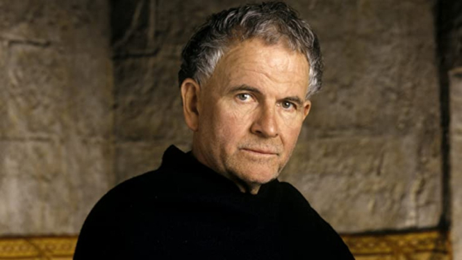 Ian Holm