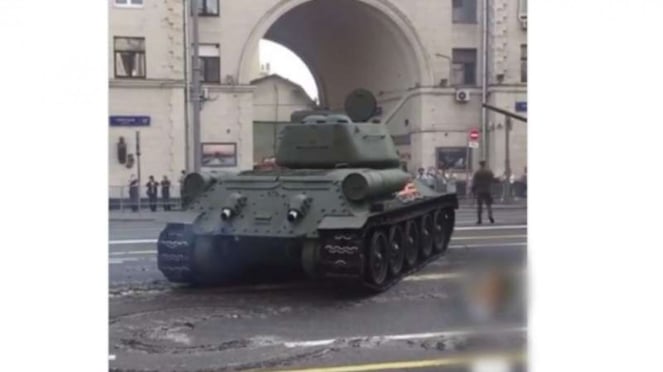 VIVA Militer: Tank tua Rusia.