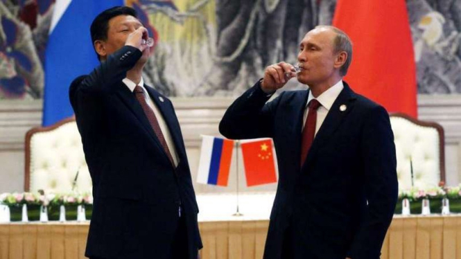 VIVA Militer: Presiden China, Xi Jinping dan Presiden Rusia, Vladimir Putin