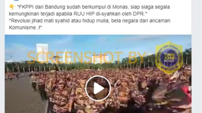 Tangkapan layar (screenshot) sebuah akun Facebook yang memperlihatkan massa organisasi FKPPI apel akbar di lapangan Monas, Jakarta.