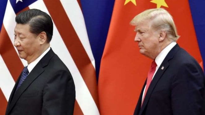 Viva militar: el presidente chino Xi Jinping y el presidente de los Estados Unidos, Donald Trump,