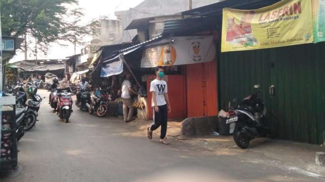 Suasana Pasar Kemiri, Kembangan Jakarta, Yang Ditutup