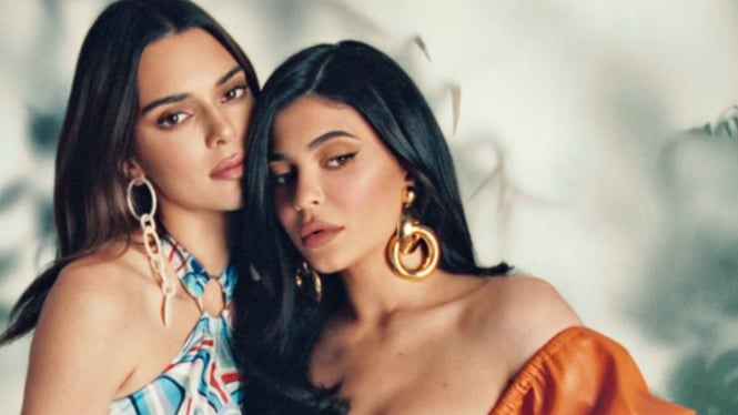 Kendall dan Kylie Jenner