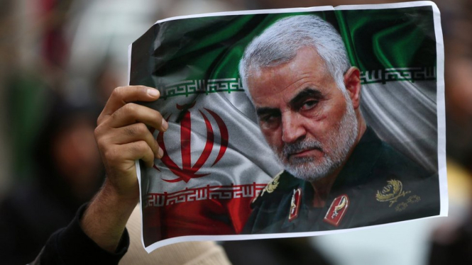 Qasem Soleimani dibunuh dengan pesawat tidak berawak atas perintah Donald Trump-Reuters

