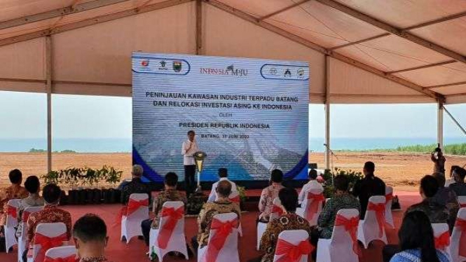 Presiden Jokowi saat meninjau kawasan Industri Terpadu Batang di Jawa Tengah, Selasa 30 Juni 2020.
