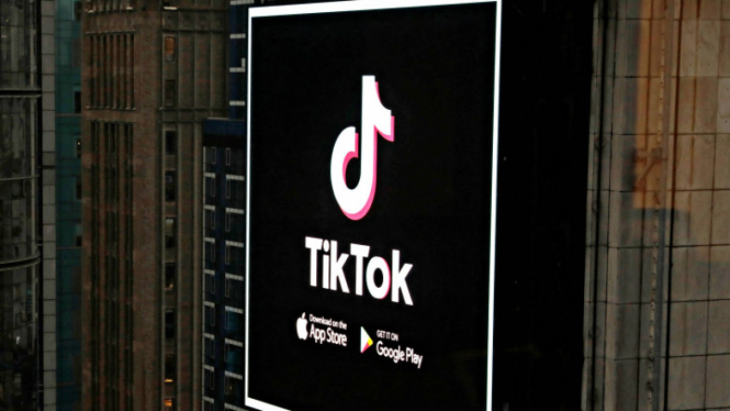 24,6 Ribu Video Kompetisi TikTok Sedot 2,7 Miliar Views. (FOTO: Reuters/Andrew Kelly)