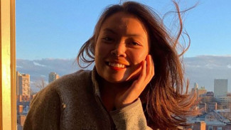 Gara-gara Tiktok, Cewek Cantik Lulusan Harvard Dipecat