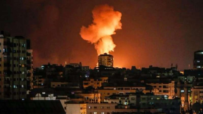 VIVA Militer: Serangan jet tempur Israel ke Palestina.