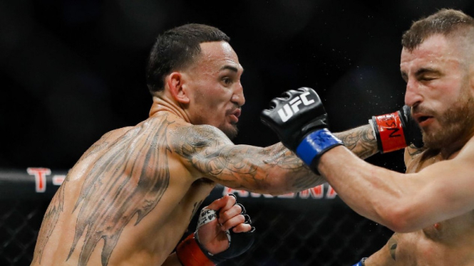 Duel Max Holloway versus Alexander Volkanovski di UFC 245