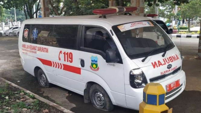 Ambulans 119 kota Garut tak beroperasi karena kehabisan BBM.