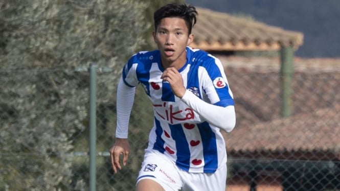 Doan Van Hau, bek asal Vietnam yang main di SC Heerenveen