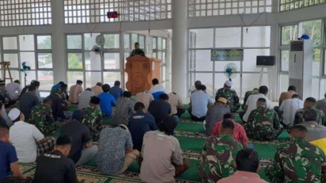 VIVA Militer : Ustad Gaul Praka Farhat Alamri