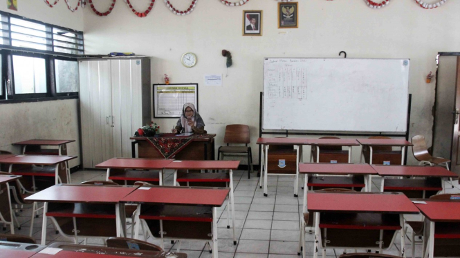 Hari Pertama Sekolah di Tengah Pandemi Covid-19