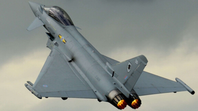 VIVA Militer: Pesawat Jet Tempur Eurofighter Typhoon