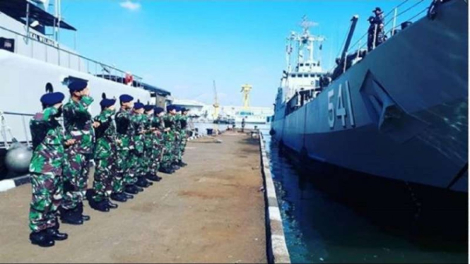 VIVA Militer : KRI Teluk Jakarta-541