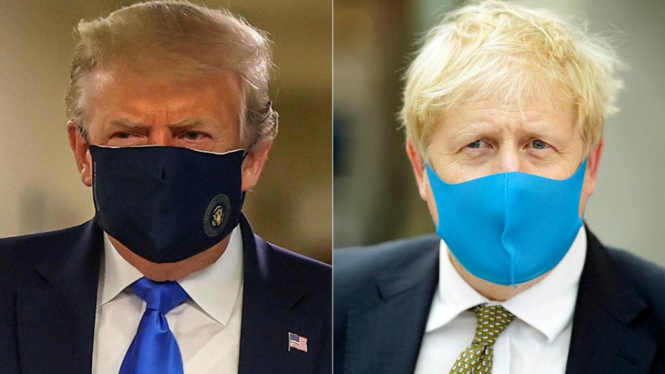 Donald Trump dan Boris Johnson tampil menggunakan masker di depan umum.-Reuters/Andrew Parsons Media


