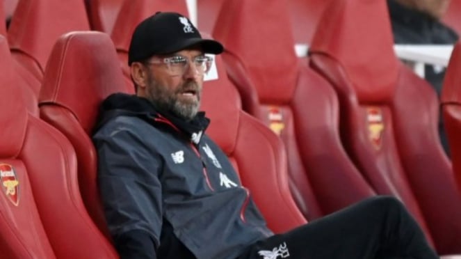 Ekspresi manajer Liverpool, Juergen Klopp, lihat blunder konyol Alisson Becker