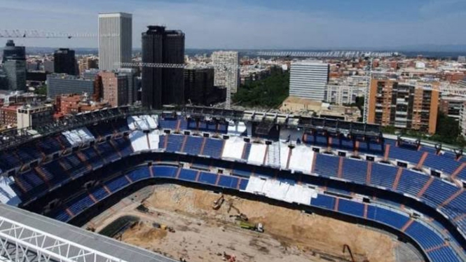 Proses renovasi kandang Real Madrid, Santiago Bernabeu. 