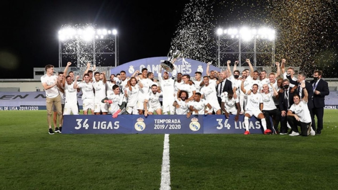 Real Madrid merayakan gelar juara LaLiga 2019/2020