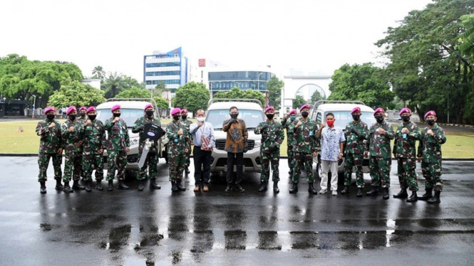 Ignasius Jonan saat berkunjung ke Mako Korps Marinir