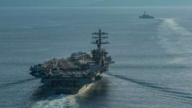VIVA Militer : Kapal Induk USS Nimitz di Laut China Selatan