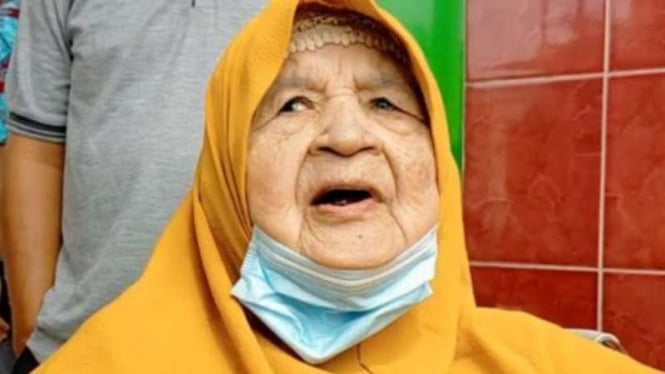 Damina, seorang wanita berusia 78 tahun warga Kelurahan Kedondong Raye, Kecamatan Banyuasin III, Kabupaten Banyuasin, Sumatera Selatan, digugat oleh anak-anaknya ke Pengadilan Negeri Pangkalan Balai.