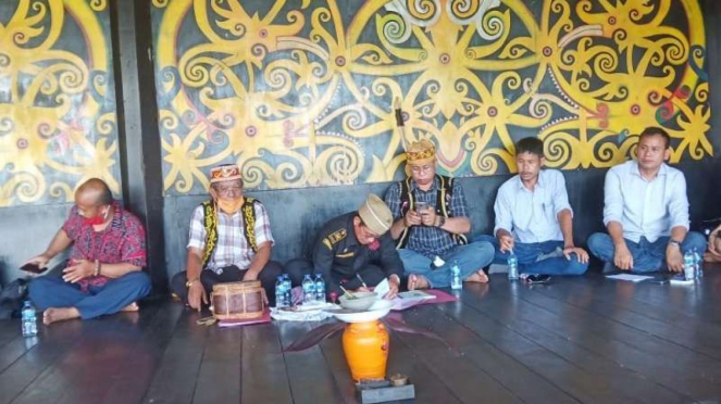 Anggota DPRD disidang karena menikahi putri Dayak