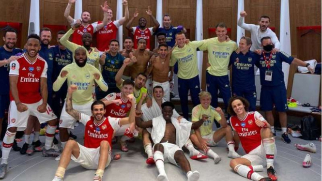 Pemain Arsenal rayakan keberhasilan lolos ke final Piala FA.