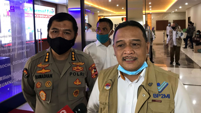 Kepala BP2MI Benny Ramdhani dan Kabag Penum Humas Polri, Kombes Ahmad Ramadhan