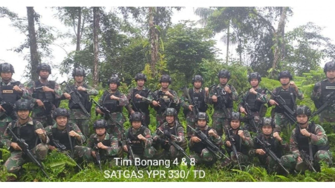 VIVA Militer: Tim Bonang 4 dan Bonang 8 Satgas Pamtas Yonif PR 330/TD