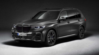 Beli BMW X7 Edisi Ini, Gak Perlu Repot ke Tukang Cutting Sticker