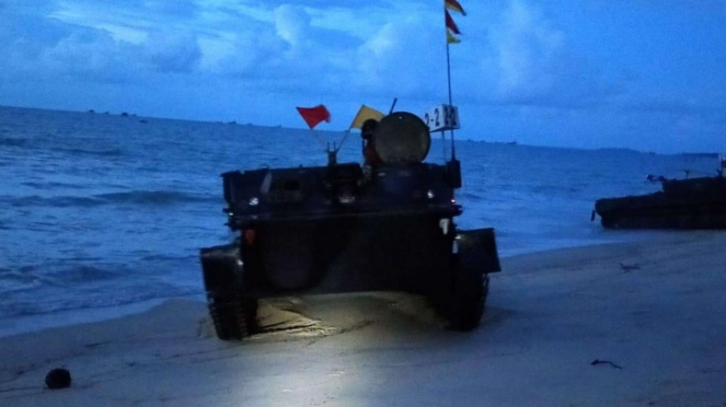 VIVA Militer: Prajurit TNI AL Koarmada I Latihan di Pulau Dabo Singkep, Kepri