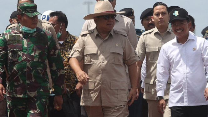 VIVA Militer: Menteri Pertahanan RI, Letjen TNI (Purn.) H. Prabowo Subianto