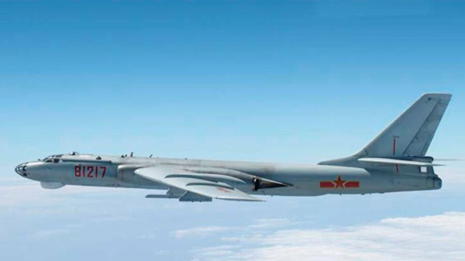 VIVA Militer: Pesawat pembom H-6G Angkatan Udara China (PLAAF)